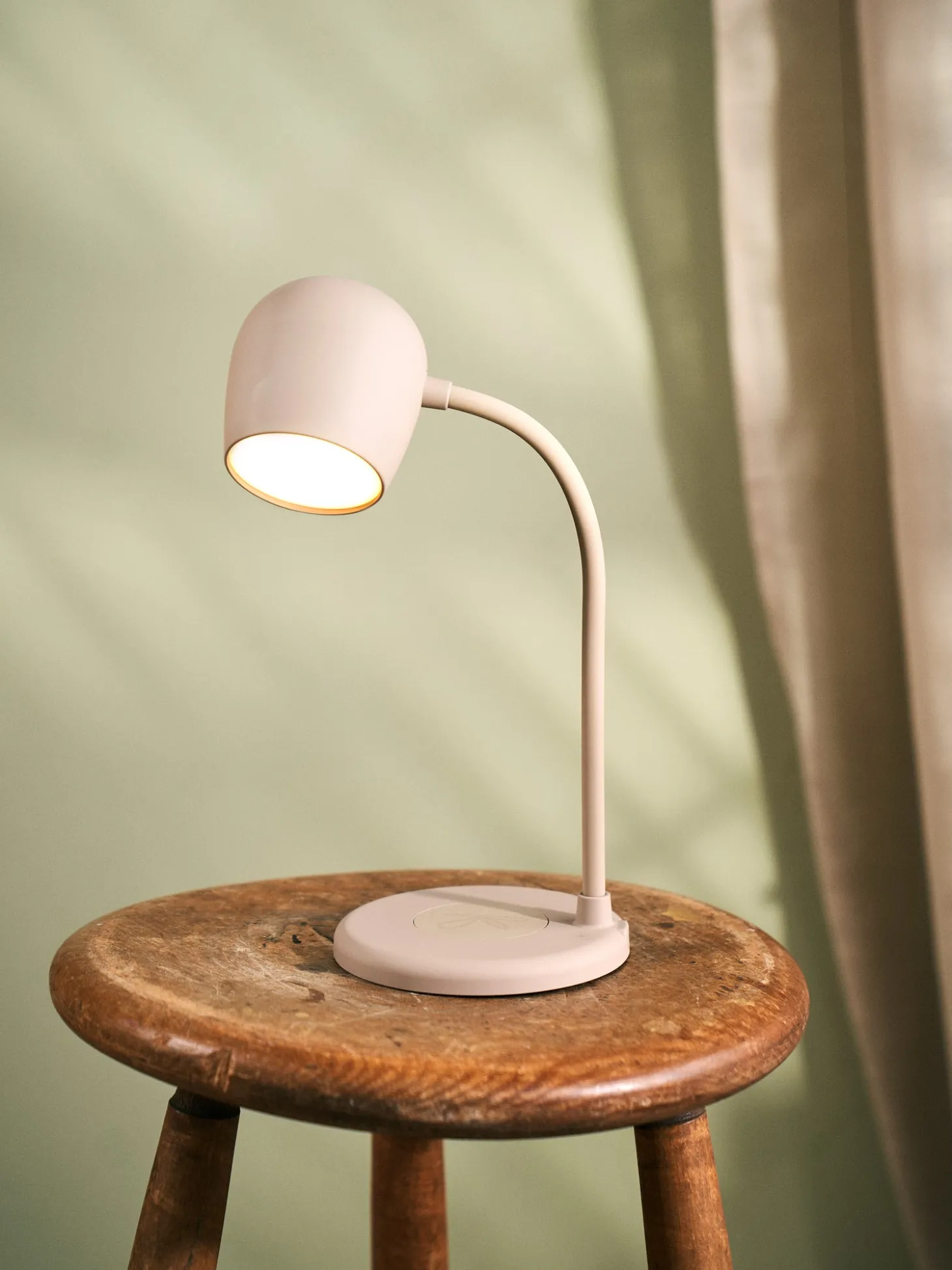 Bordlampe Med Højttaler