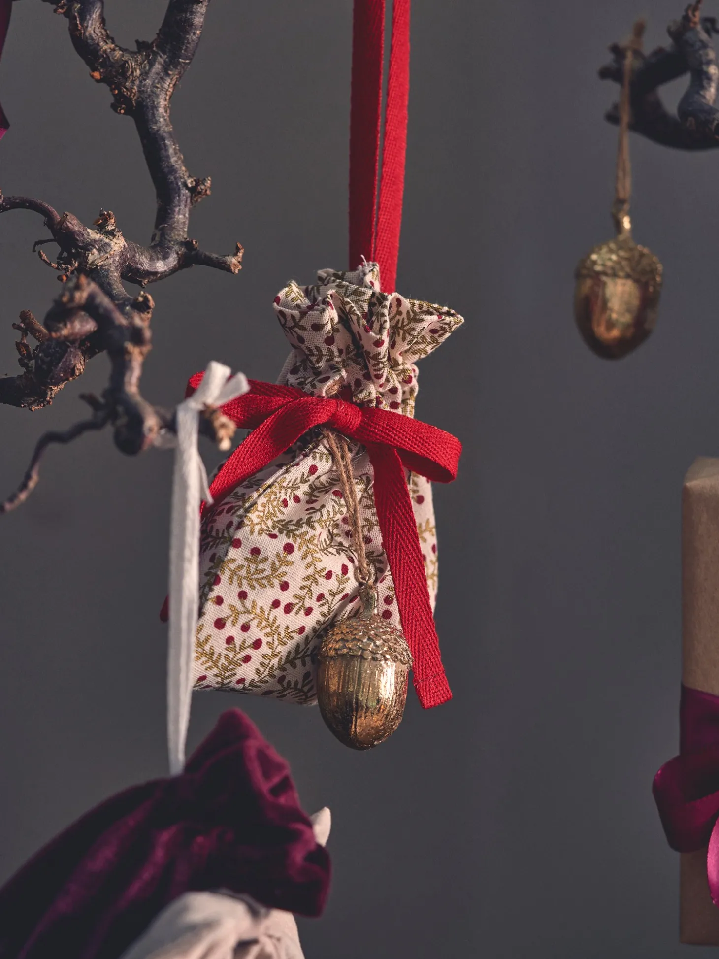 Juleophæng Med Agern