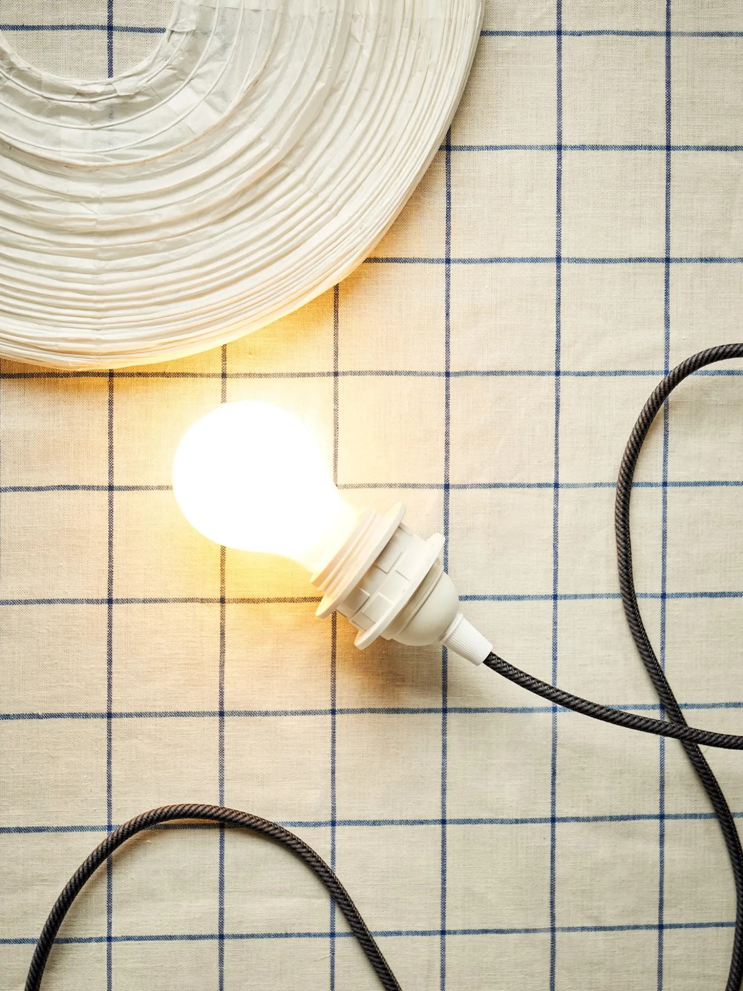 Plug-in Pendellampe White
