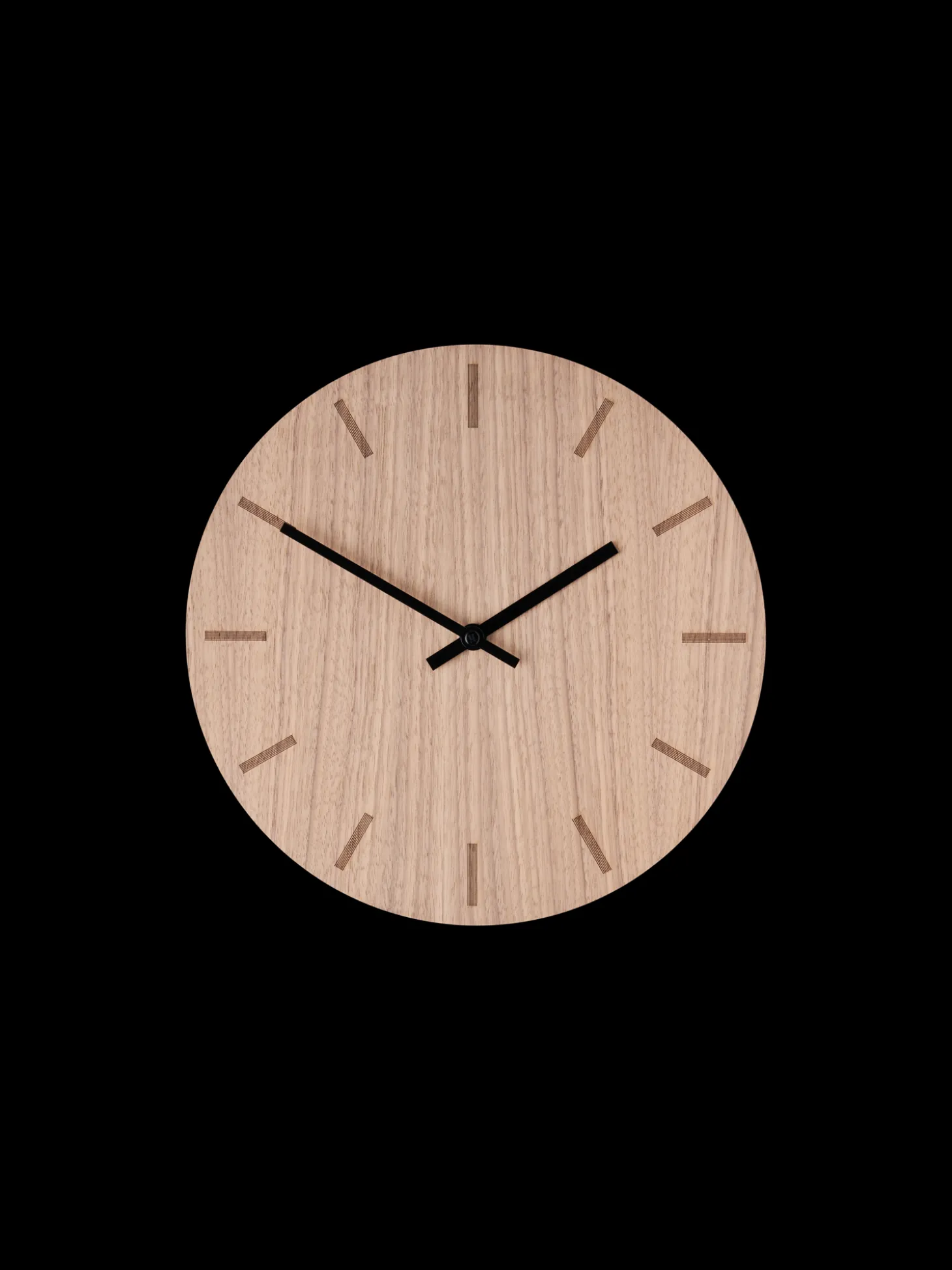 Vægur Walnut Ø28