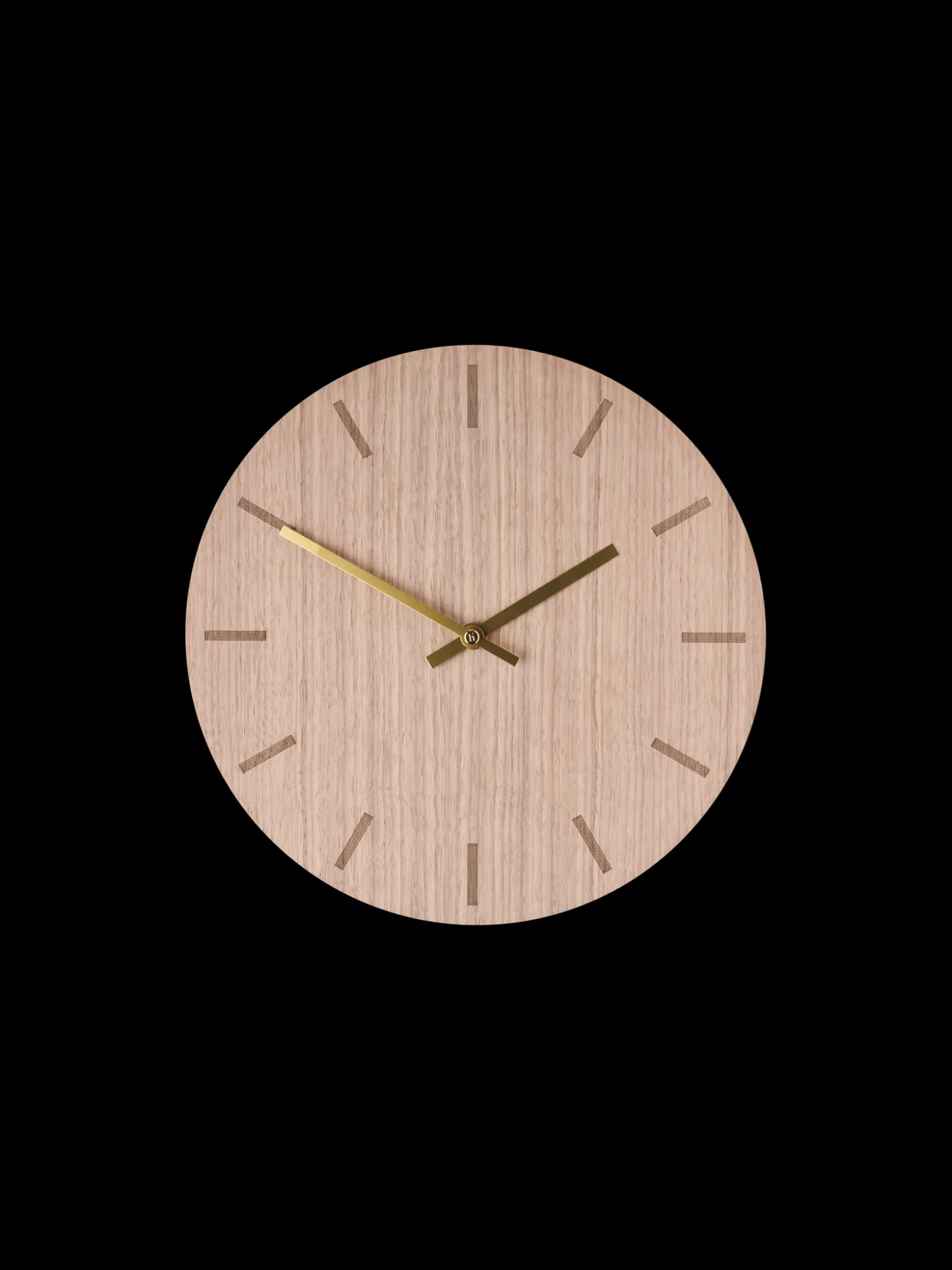 Vægur Walnut Ø28
